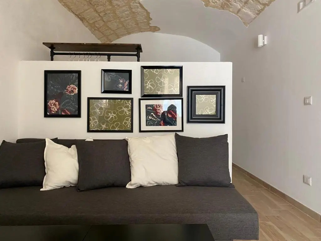 INTENDENZA 31 -SOTTO CASA old town suite