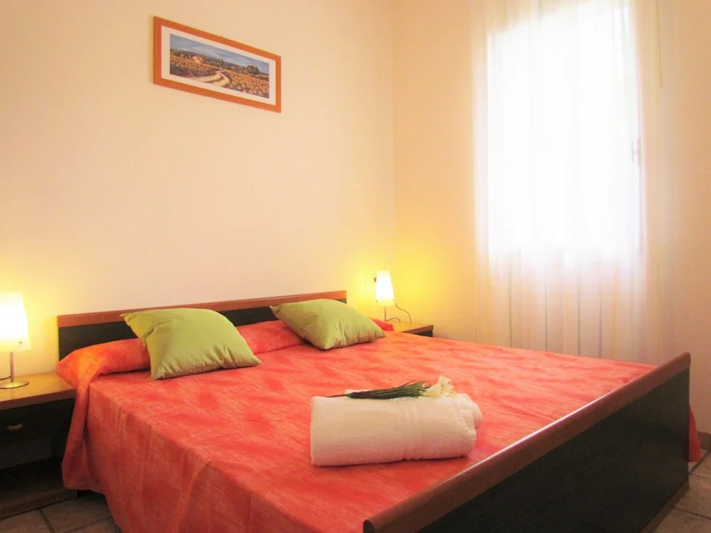 Comfy villa with charming garden