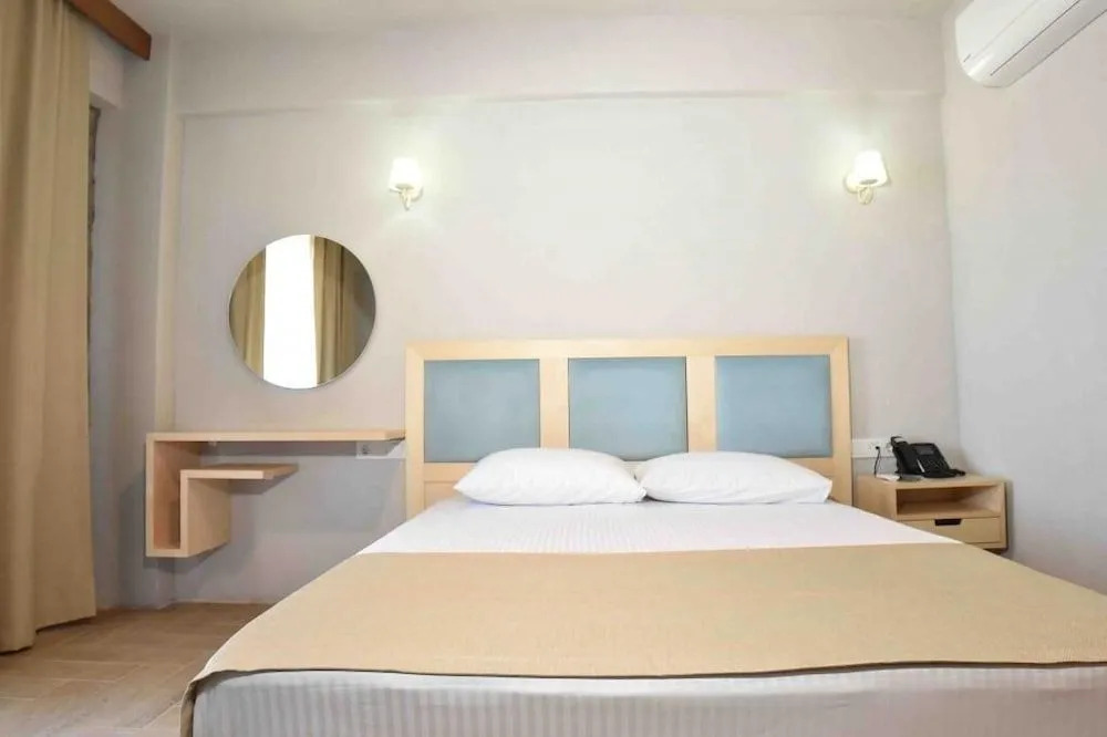 Limnos Hotel