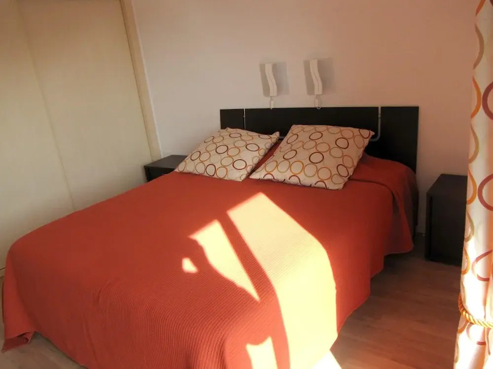 Apartment With one Bedroom in Antibes, With Enclosed Garden and Wifi - 250 m From the Beach