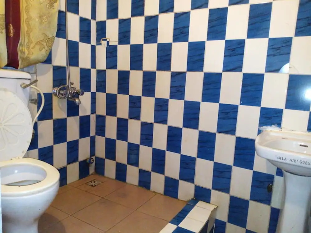 Holla-Jobi Guest House