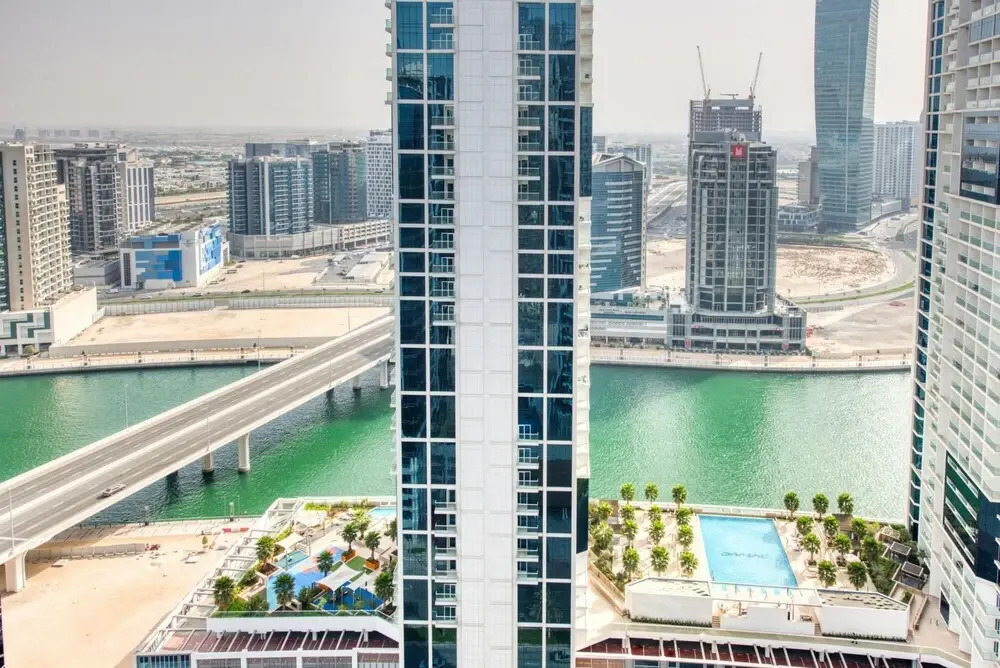 Smart and Contemporary Apt With Burj Khalifa View