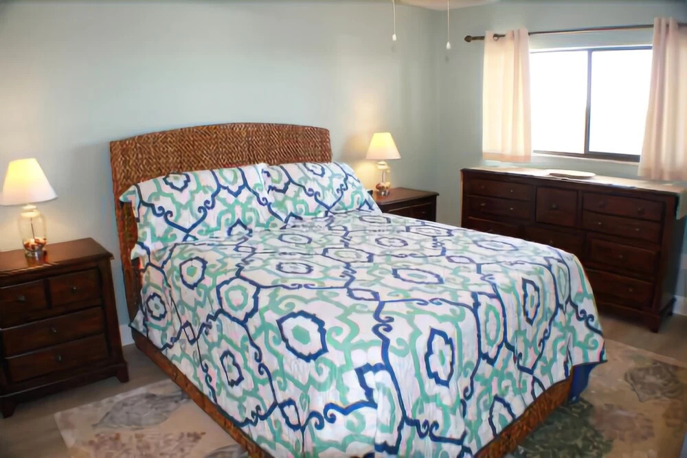 Oceans 105 - 3 Br Condo