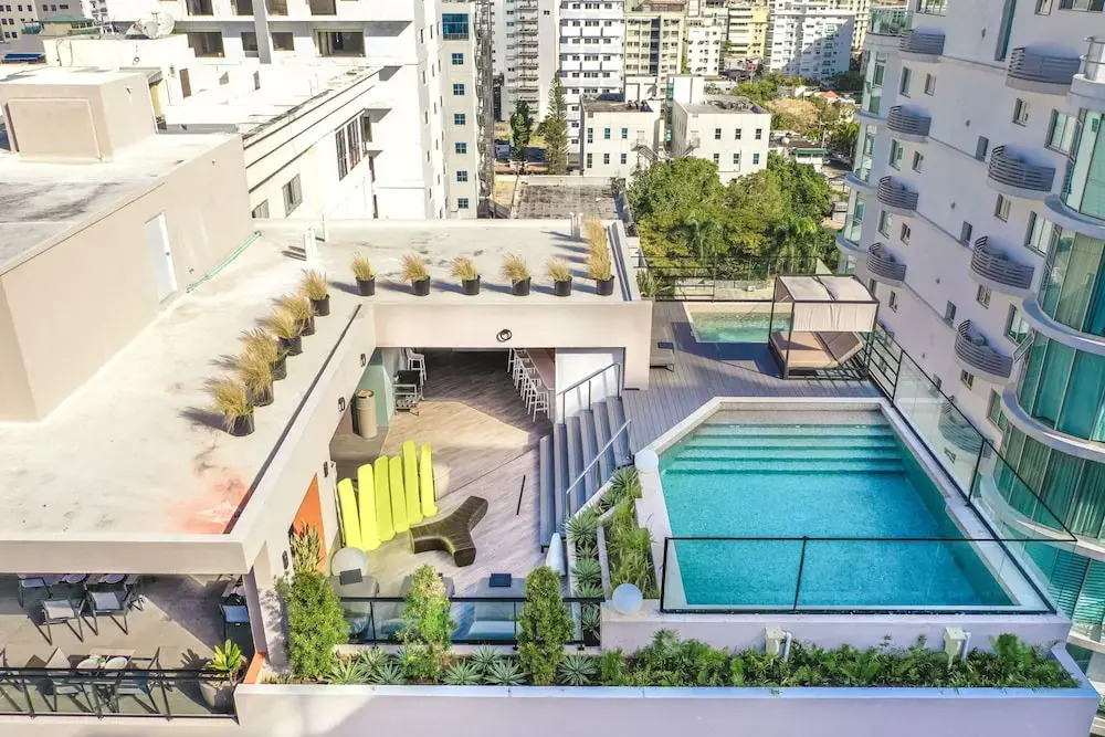 Breakfast Included Regatta Living II 404