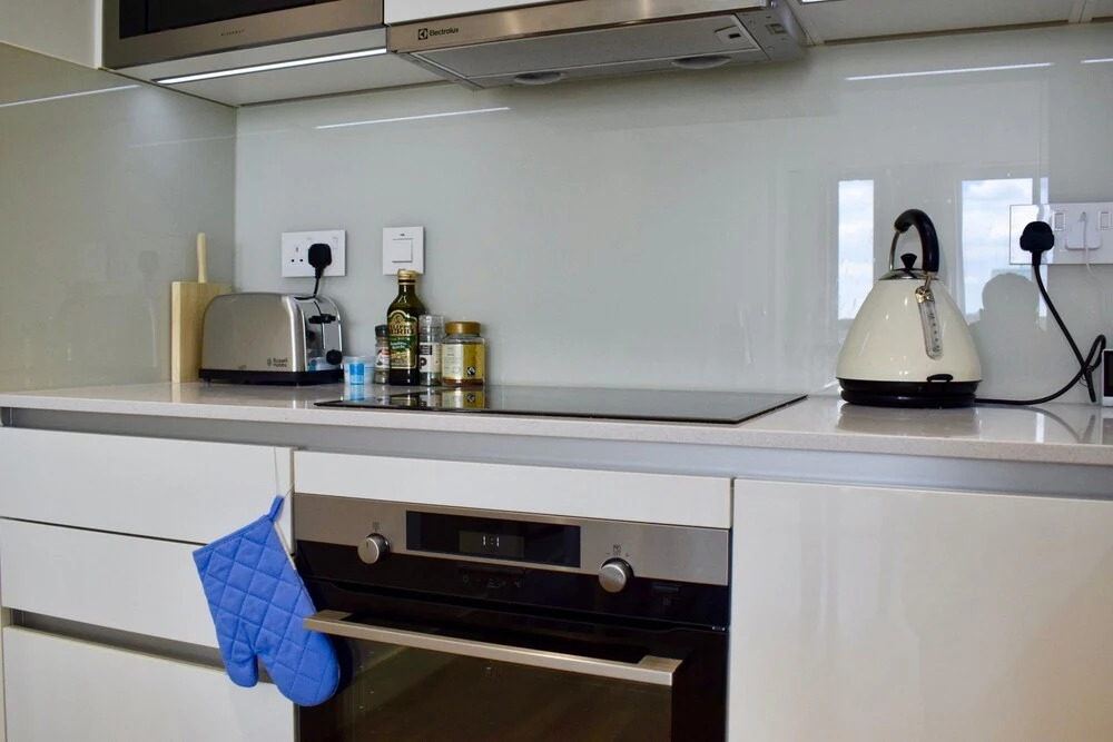 Modern 1 Bedroom Apartment in Greenwich