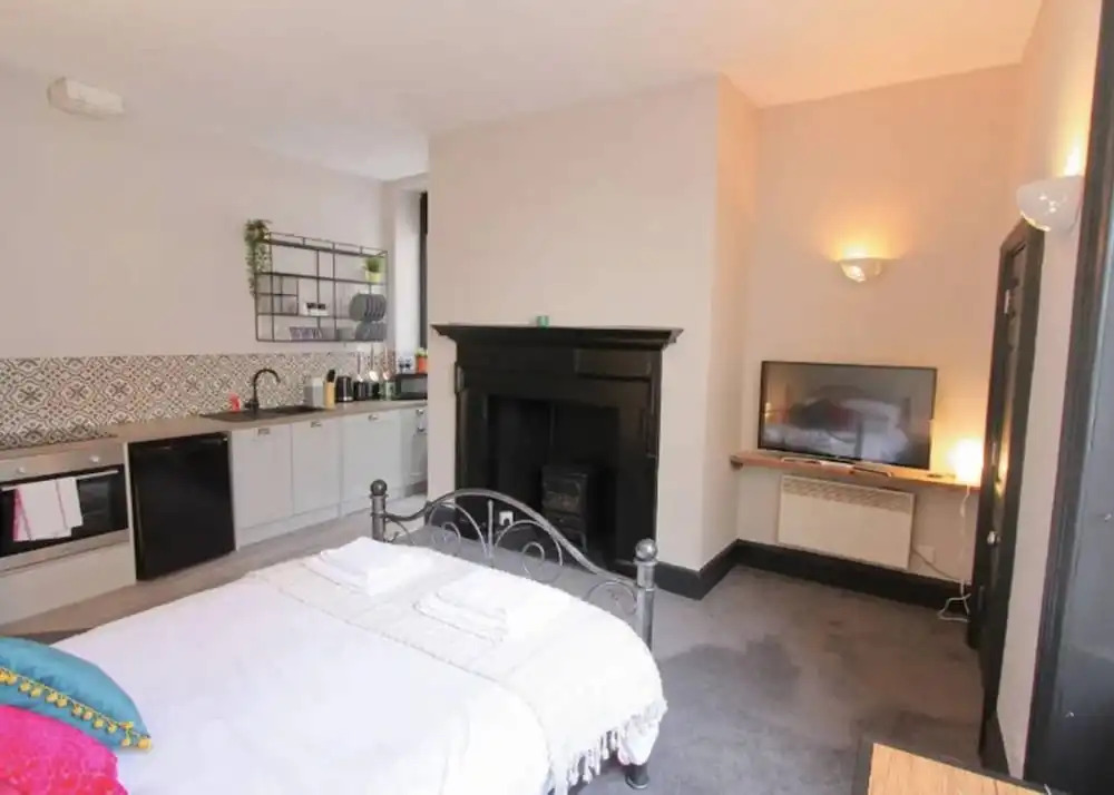 Central Bristol Bohemian Studio