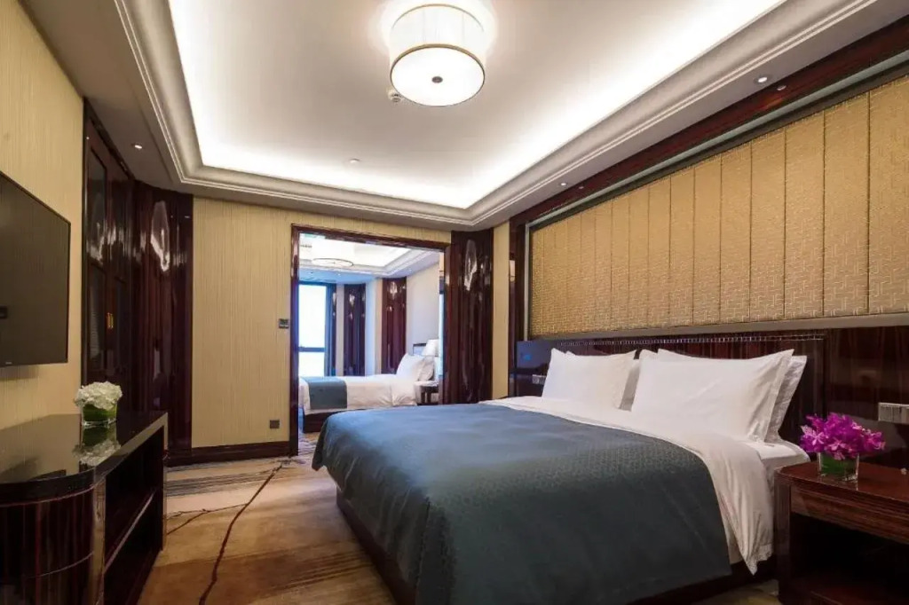 Wyndham Zhuji West
