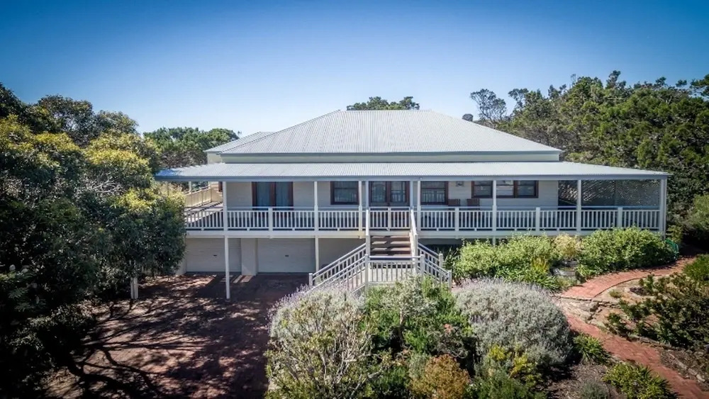 3 Banksia Court