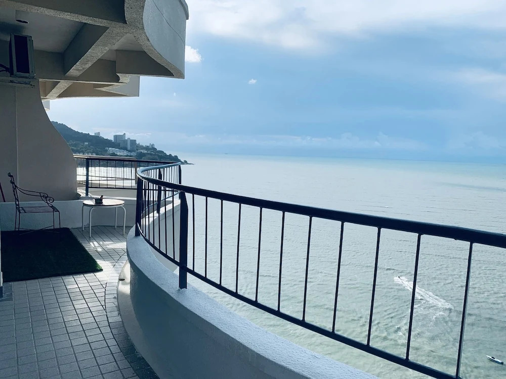 LA ClassicCo Suites
