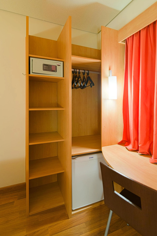 ibis Canoas Shopping