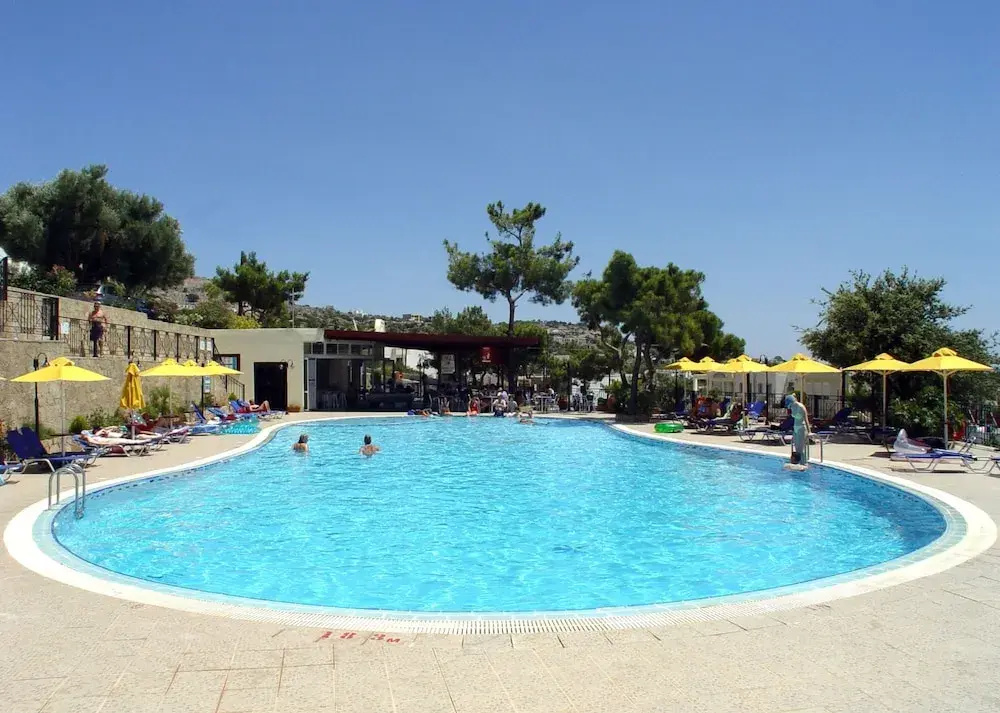 Marianthi Studios & Apartments