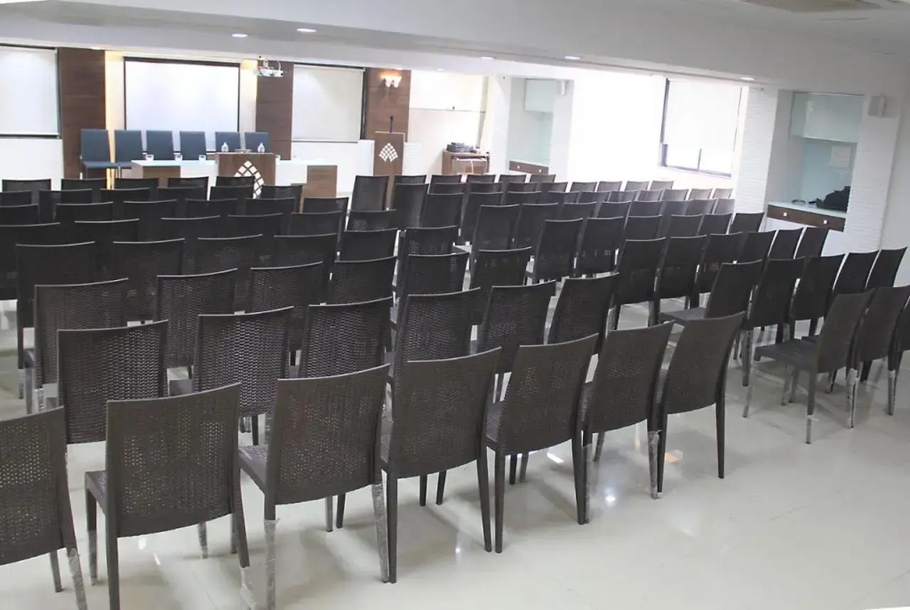 Hotel SaiPrasad Executive Solapur