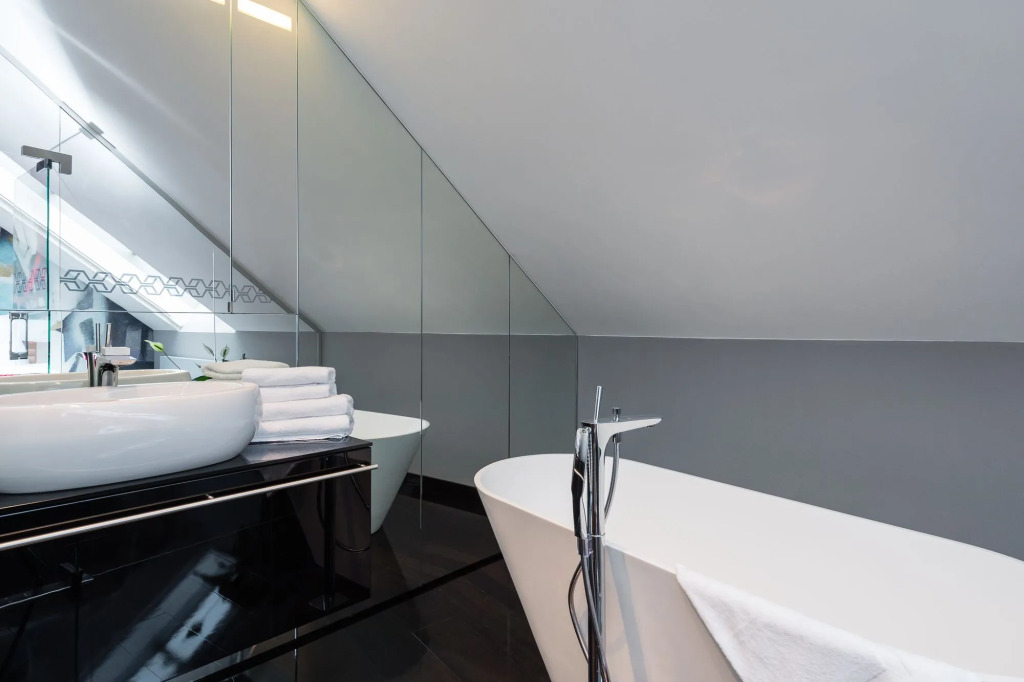 Billionaires Boutique Residence & Premium Suites, Old Town