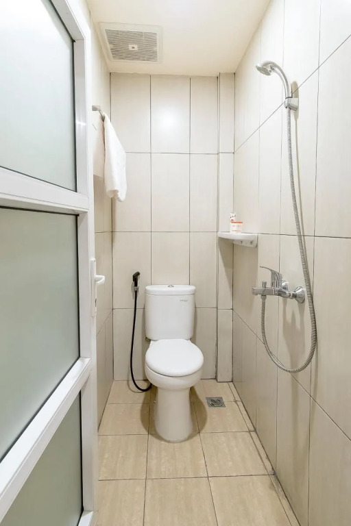 OYO 786 Sutomo Guest House