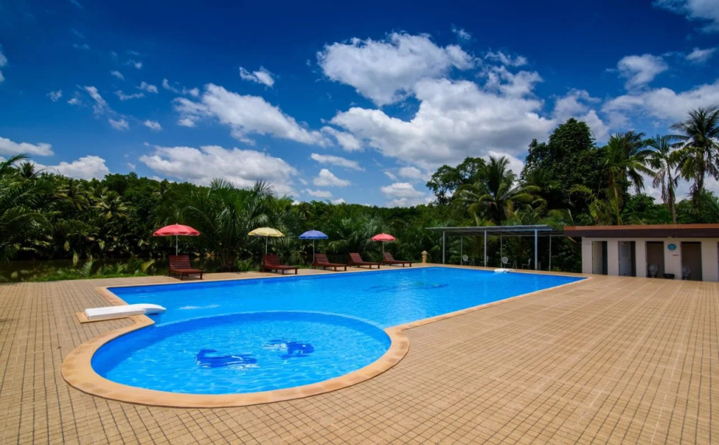 Lamphurai Riverside Resort and Spa