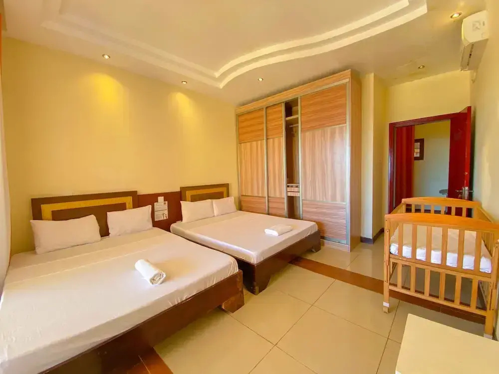 Mfalme Luxury Living
