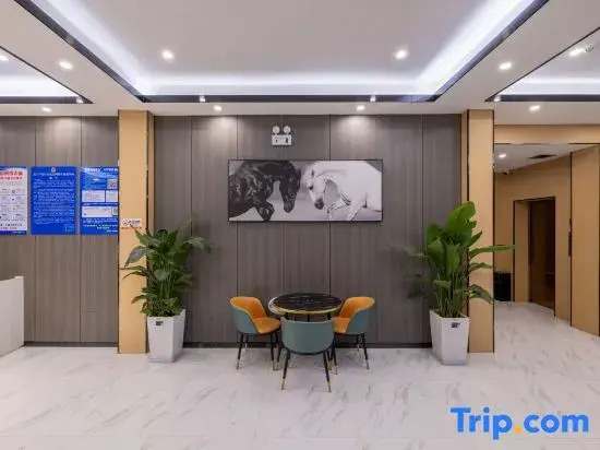 Junyi Chain Hotel (Shangrao Wannian Runfeng Plaza Jinhu Park)