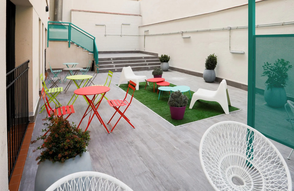 Home Art Apartments Salamanca