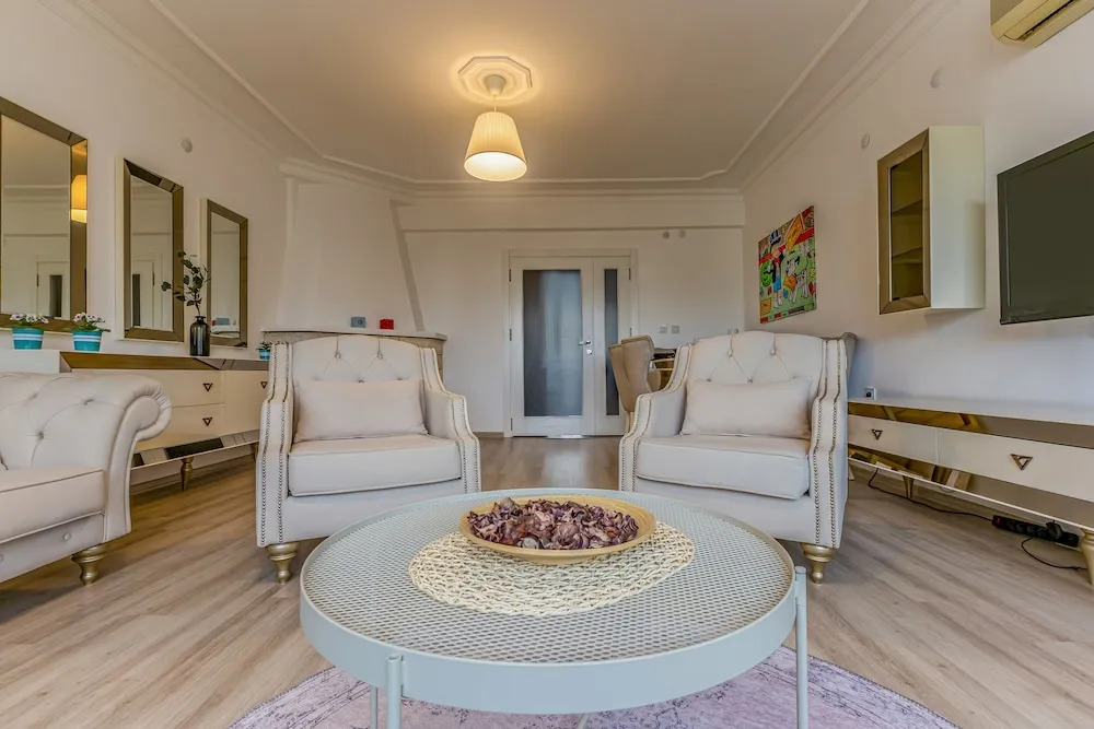 Melissas Suites Lara