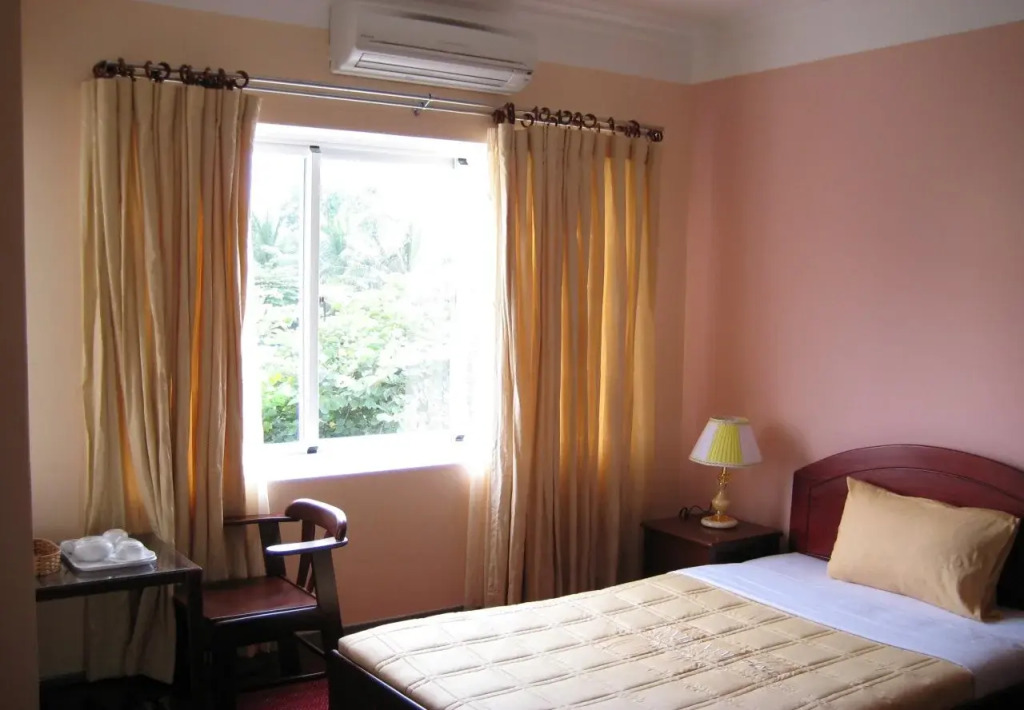 Tan Ha Nam Hotel