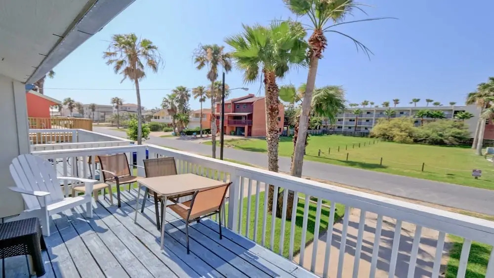 Sandbox A 2 Bedroom Townhouse