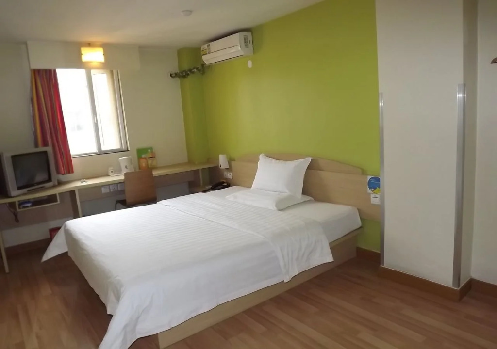 7 Days Inn Shanghai Lujiazui Branch