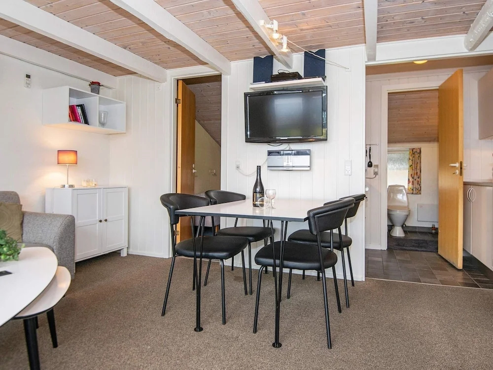 4 person holiday home on a holiday park in Hemmet