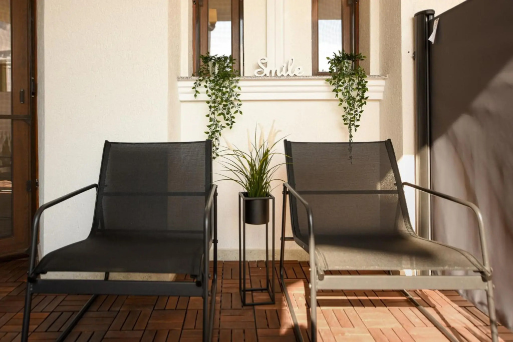 MEDITATIONS - Calming 1BR Apartment