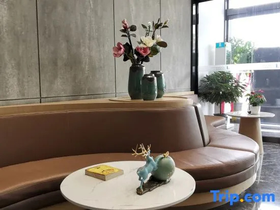 Ji Feng Zhige Hotel