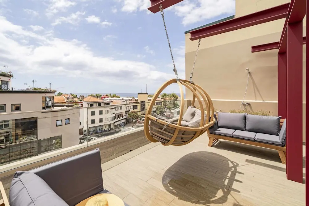 Drapes Design Apartments by An Island Apart