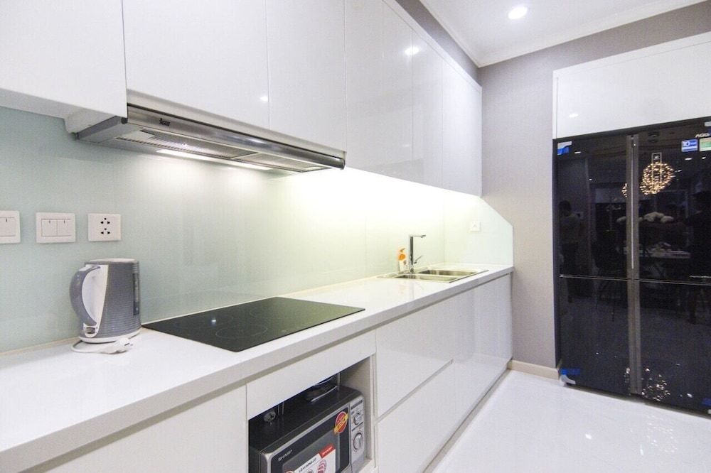 Bayhomes Central Park Serviced Apartment