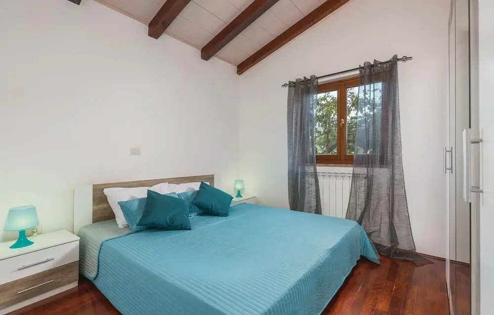 Amazing Home in Novigrad With Wifi and 3 Bedrooms