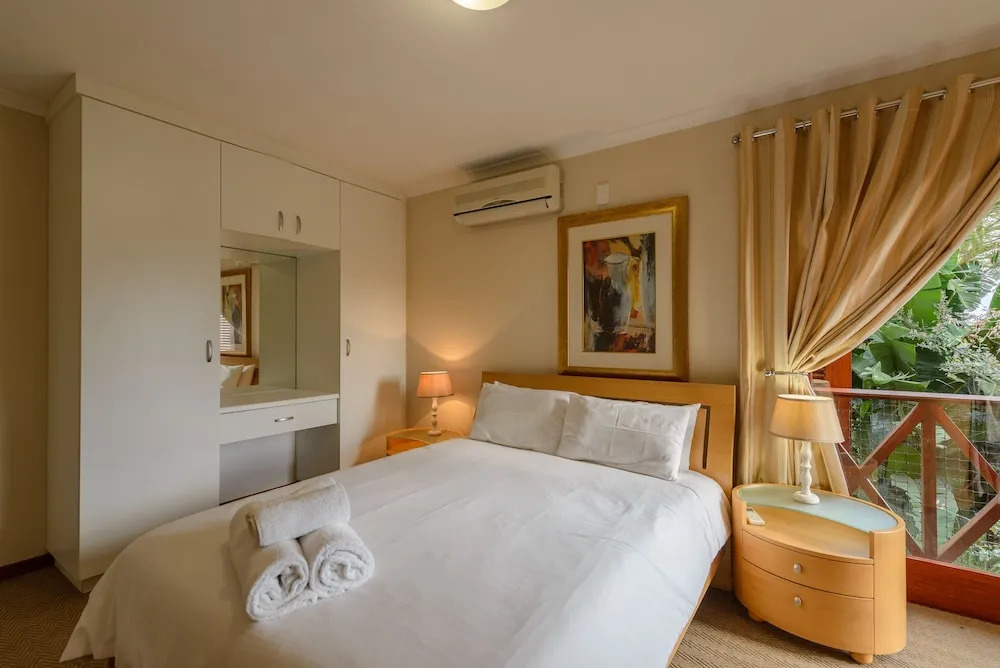 San Lameer Villa Rentals  10905