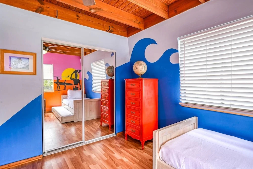 Endless Summer on B Street - Unit B