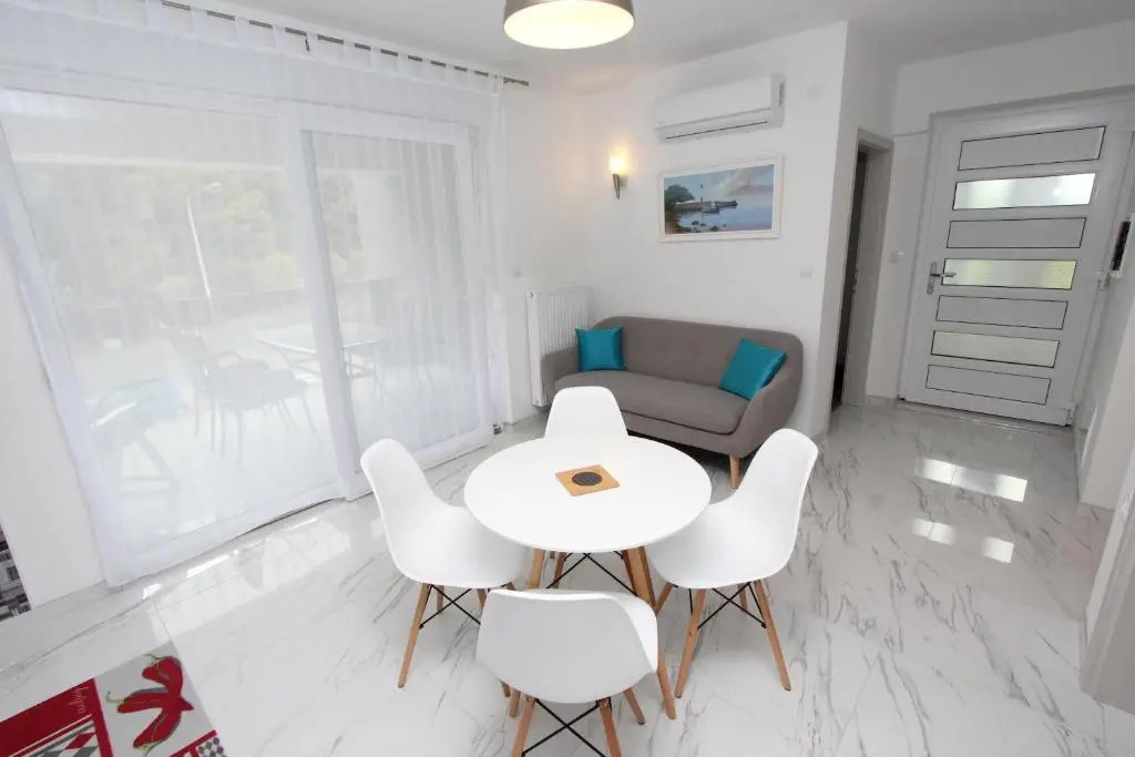 Apartment Karlo 1