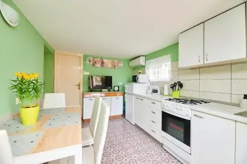 Seafront Apartment Jadri