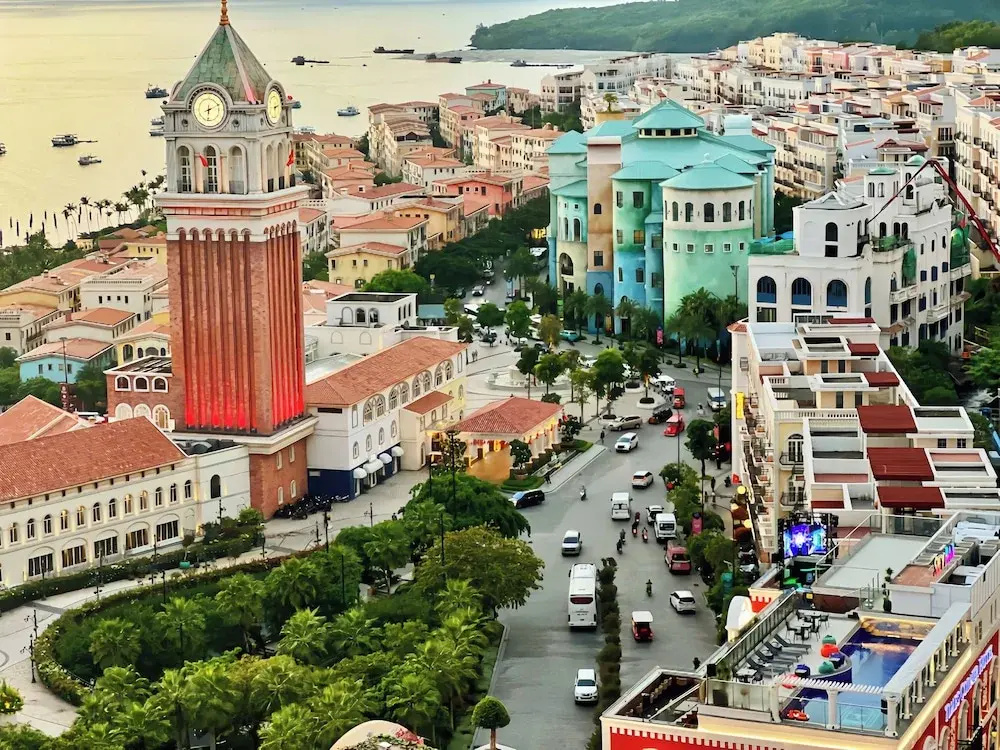 We Young Apartments by HOFs - Fireworks & Ocean view