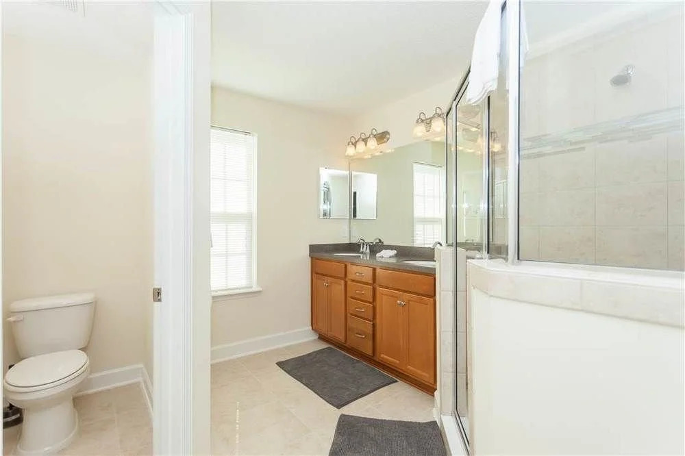 Ocean Palms, Sleeps 8, 4 Bedroom, Walk to the Beach by Vtrips