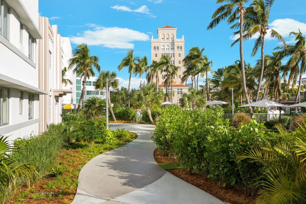 Kenmore Village Hotel, South Beach