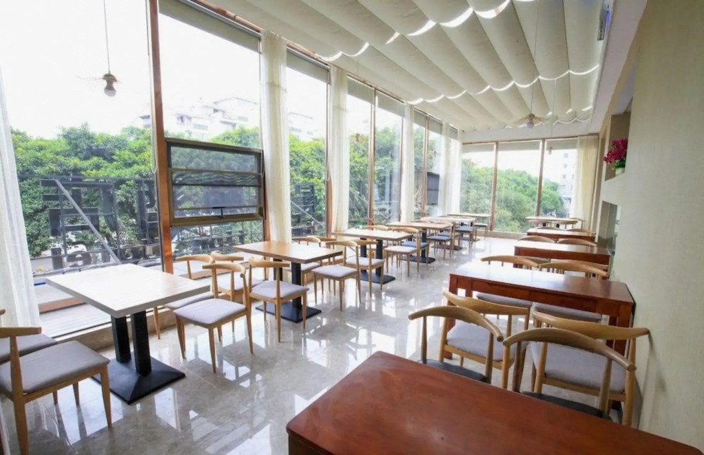 Manhattan Hotel Guilin Liangjiang Sihu Arctic Plaza