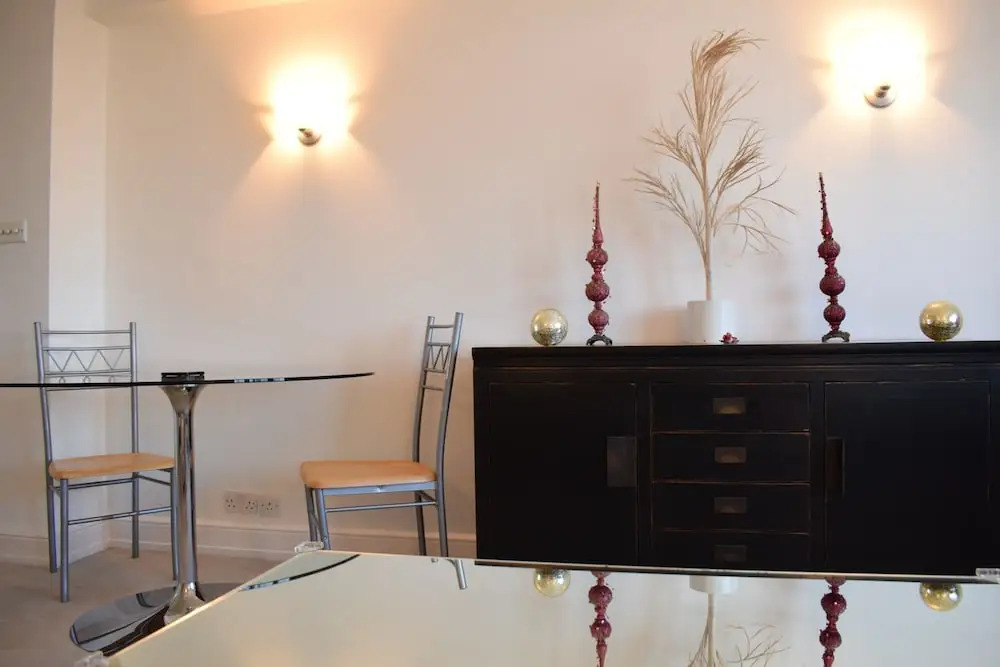 Vibrant 2 Bedroom Apartment in Central London