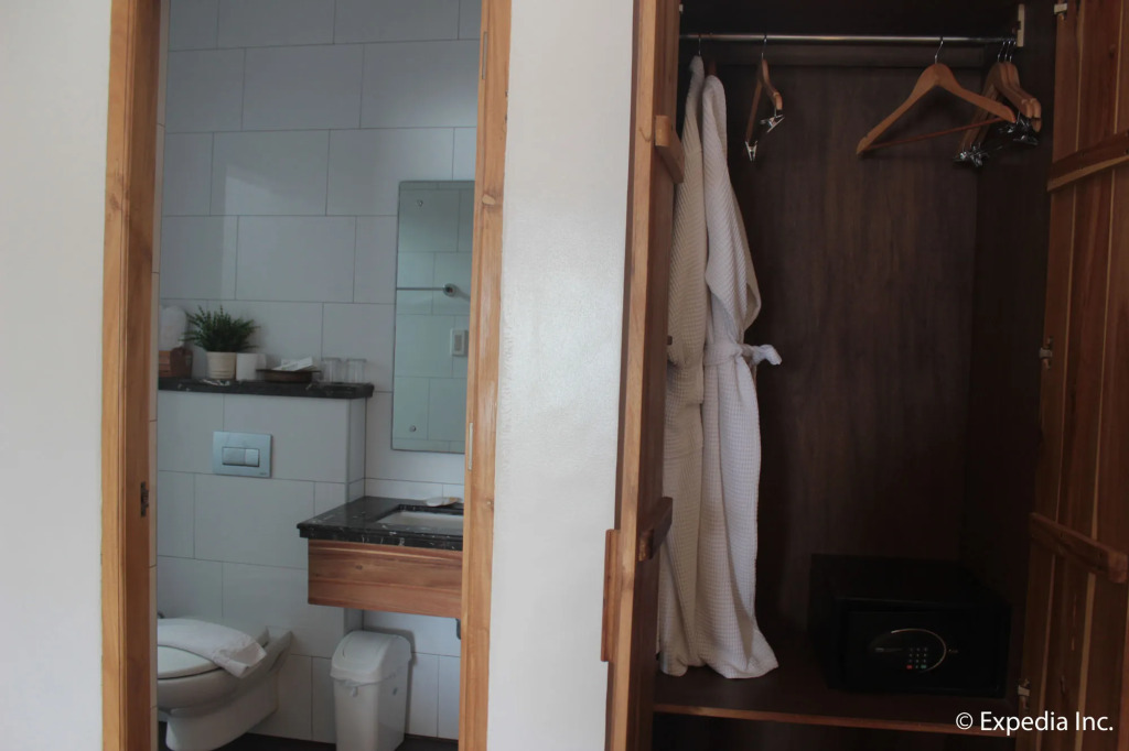 Mangrove Resort Hotel