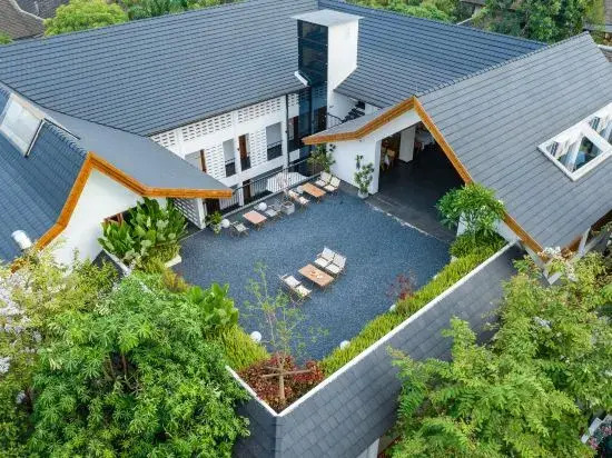 Xishuangbanna Jinghong Bowen Resort Hotel