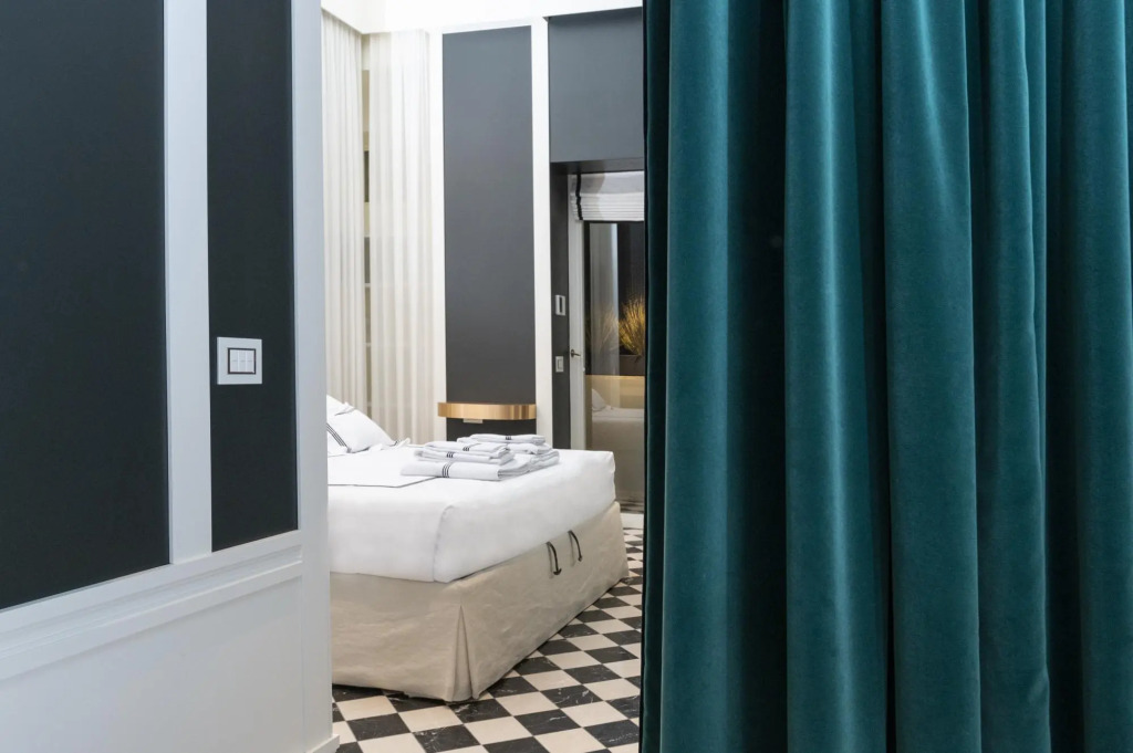 Casa Morgana - The Pantheon Balcony Suite