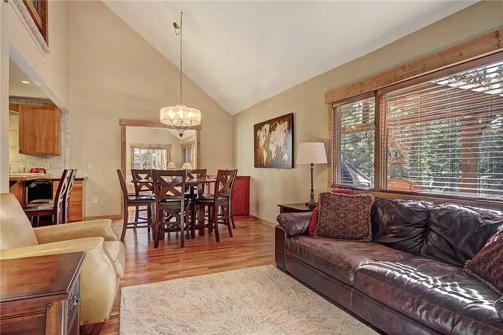 4033 Ski Hill Rd (Private Home with Hot Tub)