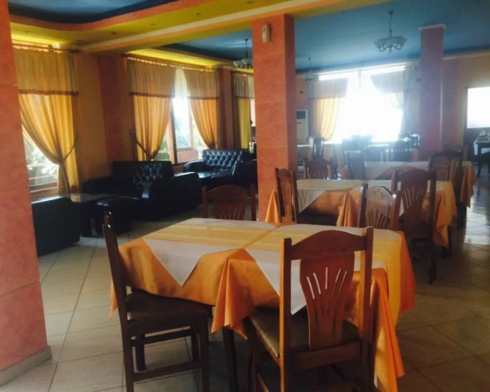 Hotel Indri