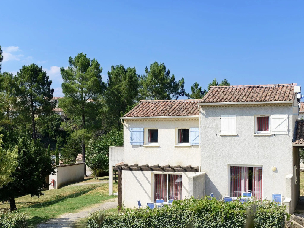 Pretty apartment only 2 km. away from Vallon-Pont-d'Arc