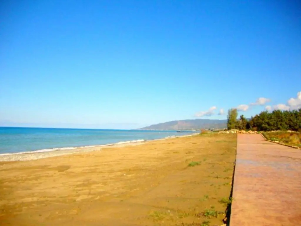 Villa Kartiela Sandy Beach Villas - Private Pool - Jacuzzi - Private Beach Area