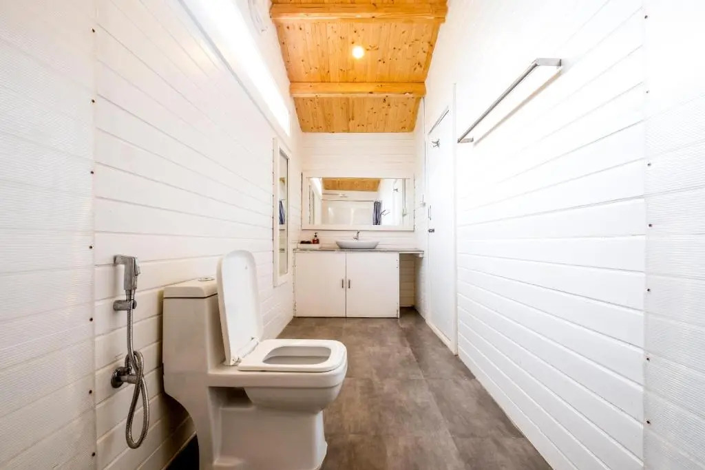 Out house, 1br, Stay, Dine and Fitness by Roamhome