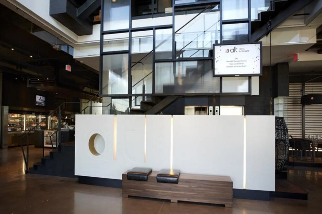 Alt Hotel Toronto Airport